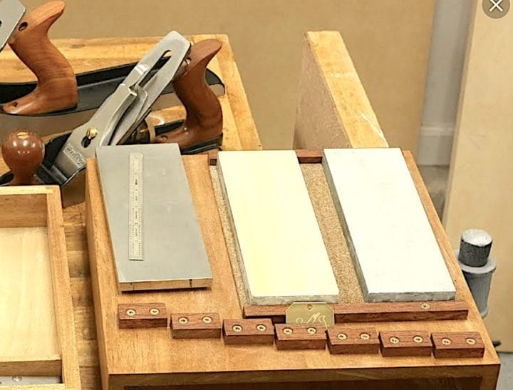 sharpening station
